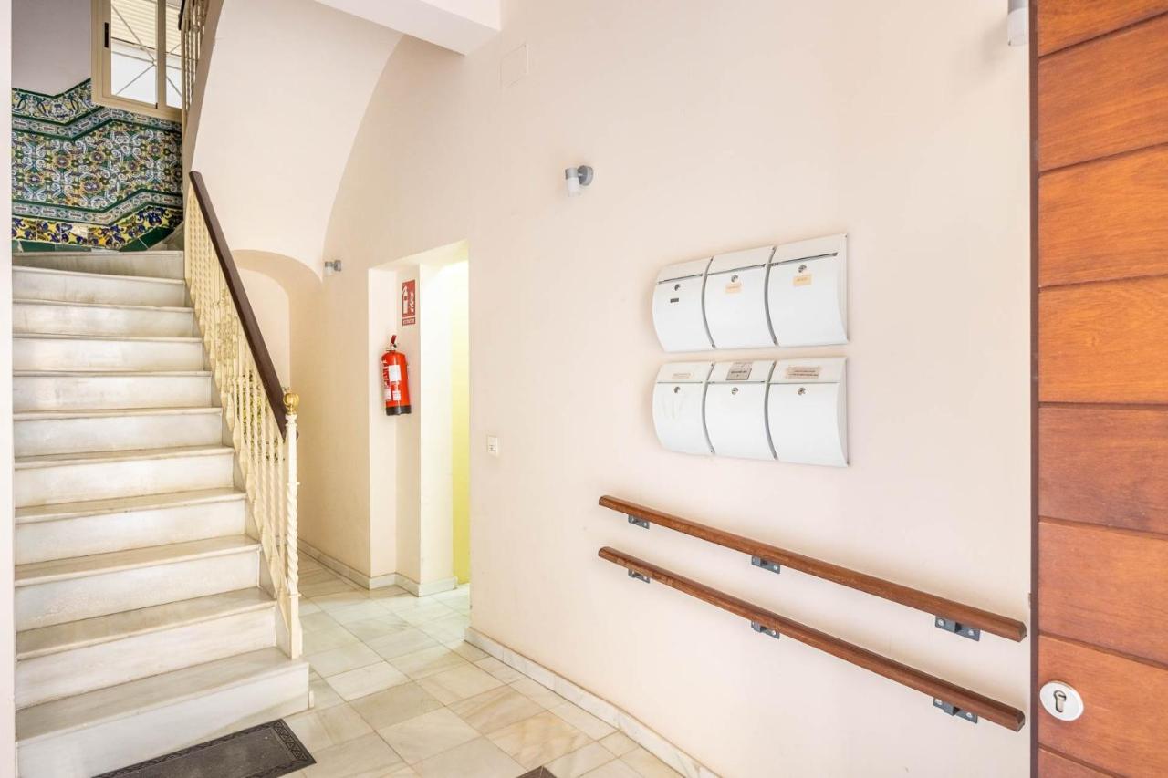 Apartamento Hercules - Vacacional Sevilla Exterior photo