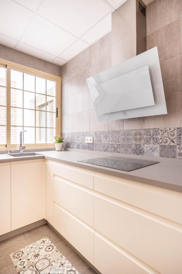 Apartamento Hercules - Vacacional Sevilla Exterior photo
